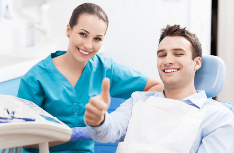 What To Expect When Fitting and Wearing Dentures