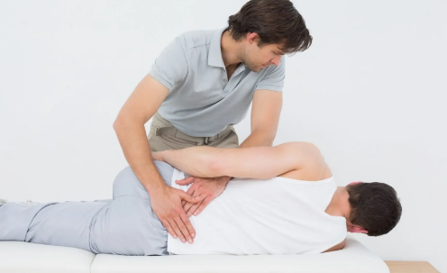 How Massage Therapy and Spinal Decompression Support Back Pain Relief